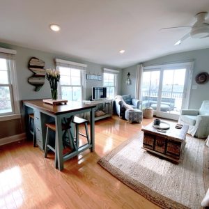 232 Windsor Ave. #5